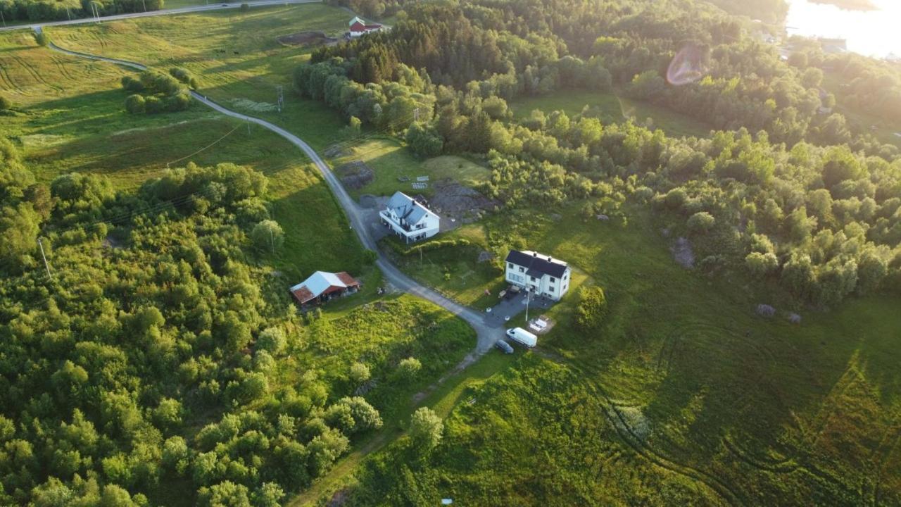 Leite Gard Near Atlantic Road In Hustadvika Lyngstad Buitenkant foto